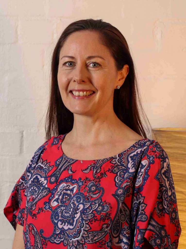Dr Sarahjane O'Leary - Osteopath, On The Mend Health Dr Sarahjane O'Leary - Osteopath, On The Mend Health